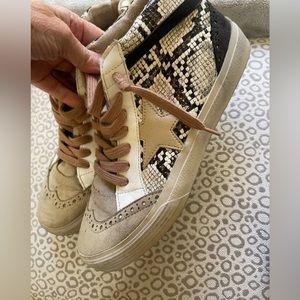 Shu shop Paulina hightop 6.5